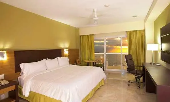 Hilton Puerto Vallarta Resort - All inclusive - Image 1