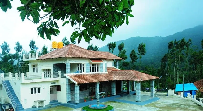 Honeyrock Homestay - Image 1