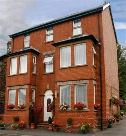 Plasnewydd Bed and Breakfast - Image 1