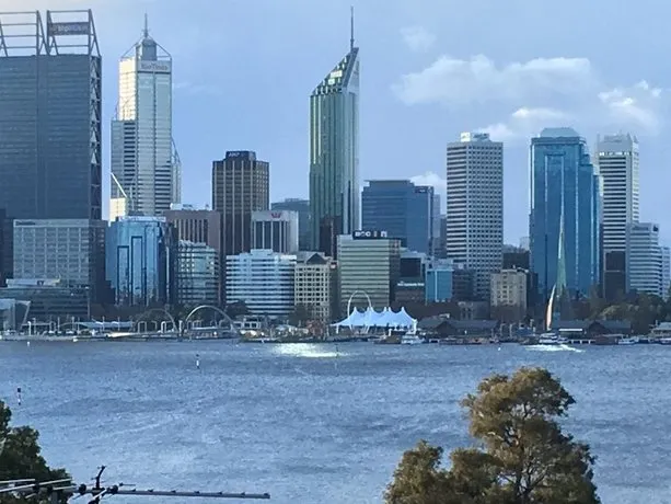 South Perth River Views - Image 1