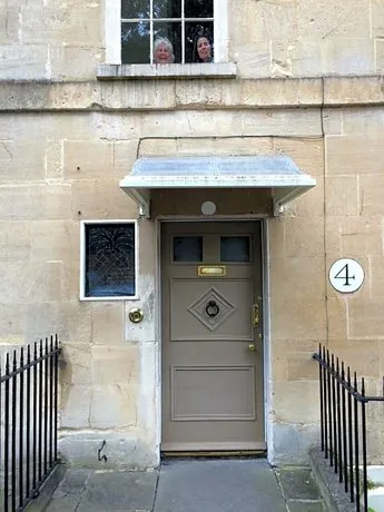 No 4 Ainslie's Belvedere B&B - Image 1
