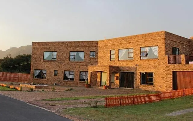 Mountain View Manor Guesthouse, Sandbaai, Hermanus - Image 1