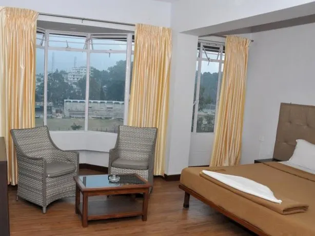 Hotel Orchid Annex - Image 1