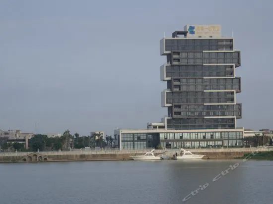 Haijing Yicheng Hotel - Image 1
