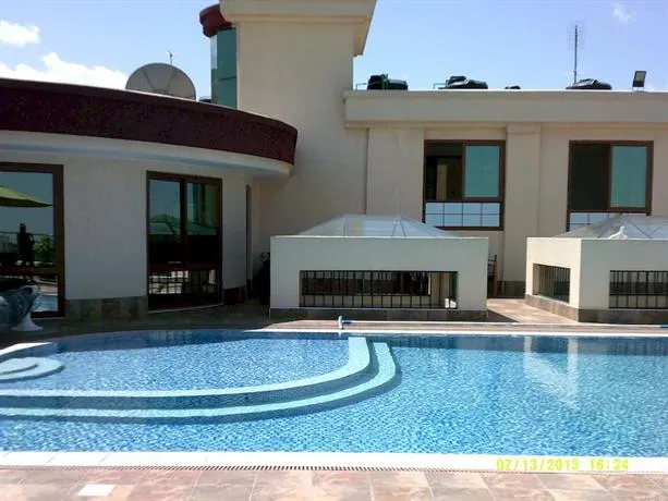 Divine Skyline Apartments - Image 1