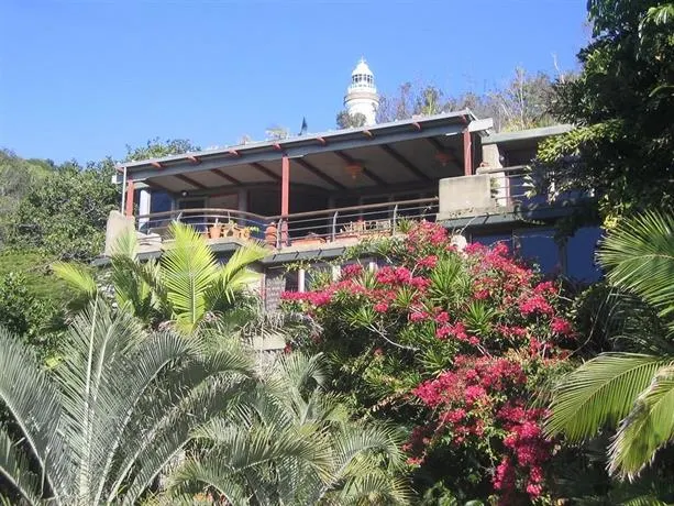 Wategos Retreat - Image 1
