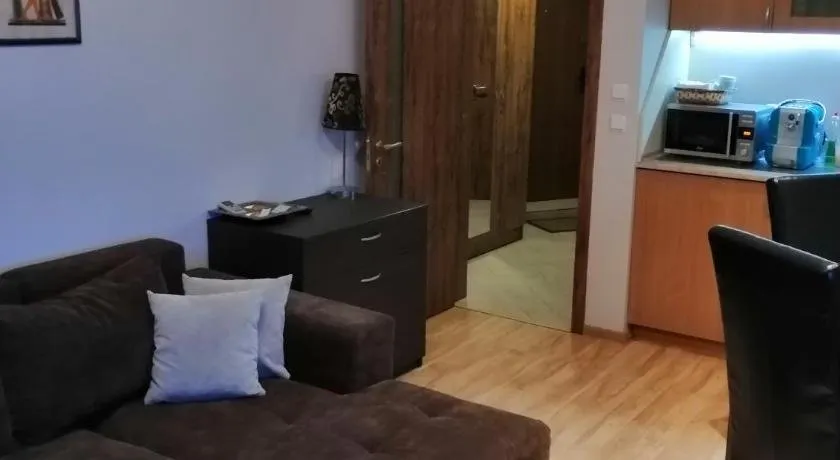 Niki Apartment Varna - Image 1