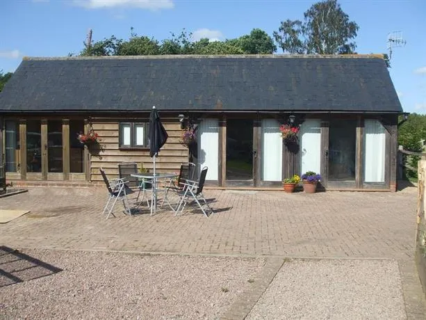 CHANTLERS BARN HOLIDAY HOME - Image 1