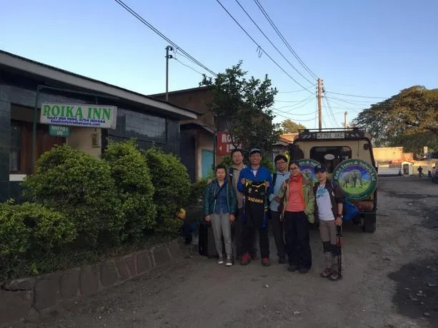 Roika Inn Guest House - Image 1