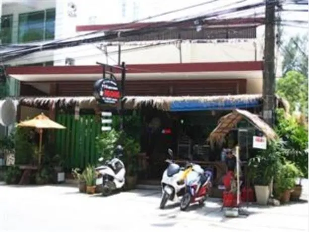 PCR Guesthouse - Image 1