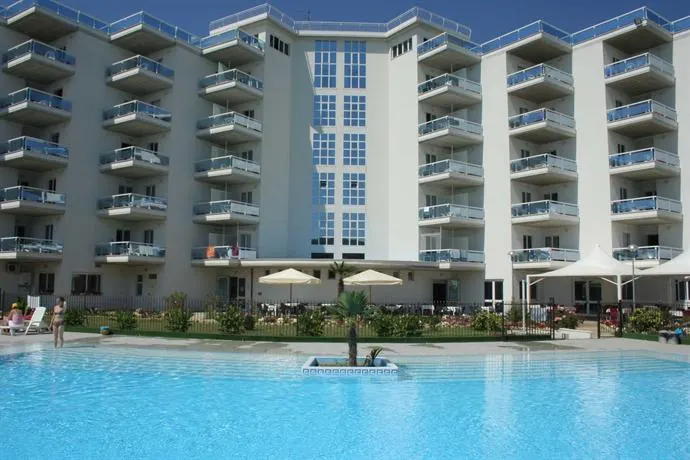 Elena Club Resort - Image 1