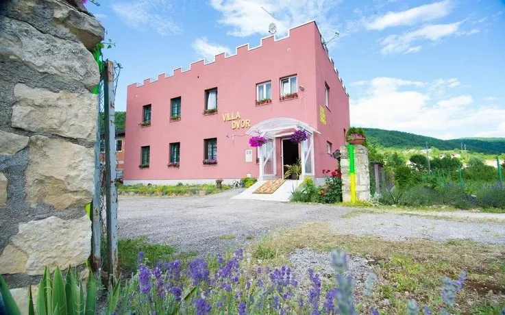 Bed and Breakfast Villa Dvor - Image 1