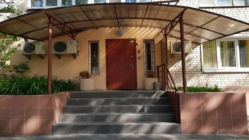 Bessan Palace Hostel - Image 1