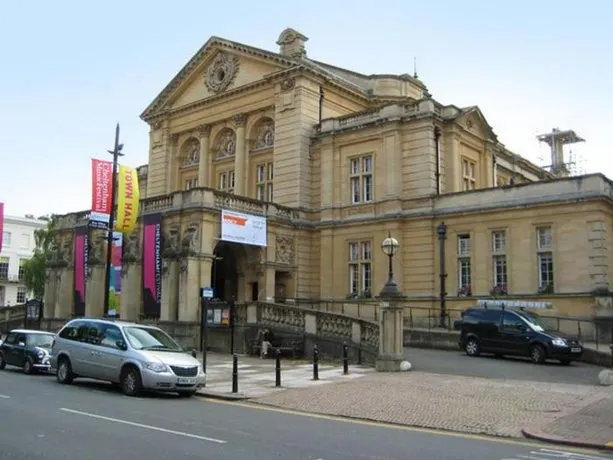 St Stephen's Studio - Image 1