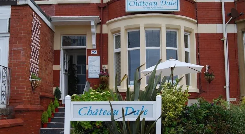 Chateau Dale Holiday Apartments - Image 1