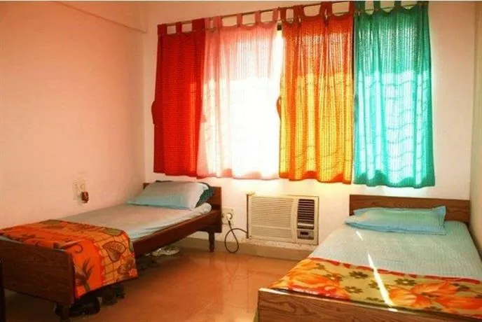 GOOD HOMES - Image 1