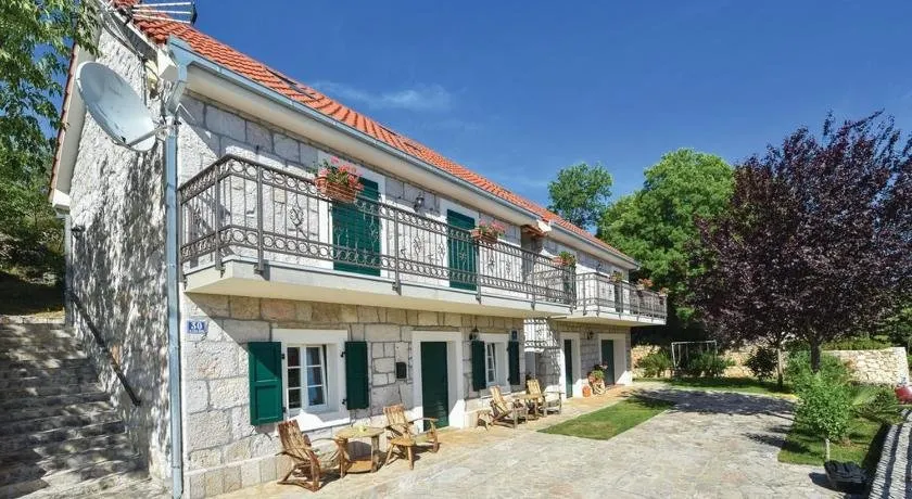 Villa Madunic - Image 1