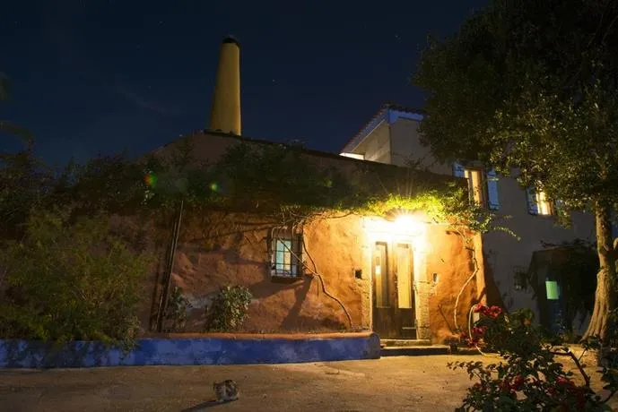 Painter's Country House - Image 1