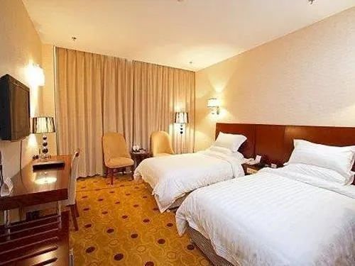 Run Zen Jia Ye Hotel - Image 1