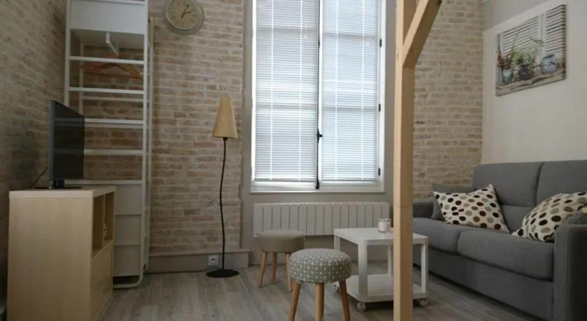 Le "Cozy Grey" -2min a pied de la plage - Image 1