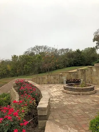 The Perry Riverhouse - Image 1