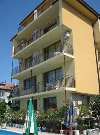 Hotel Chris - Image 1