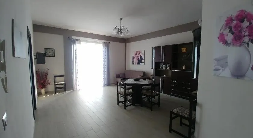 Sciascia Apartment - Image 1