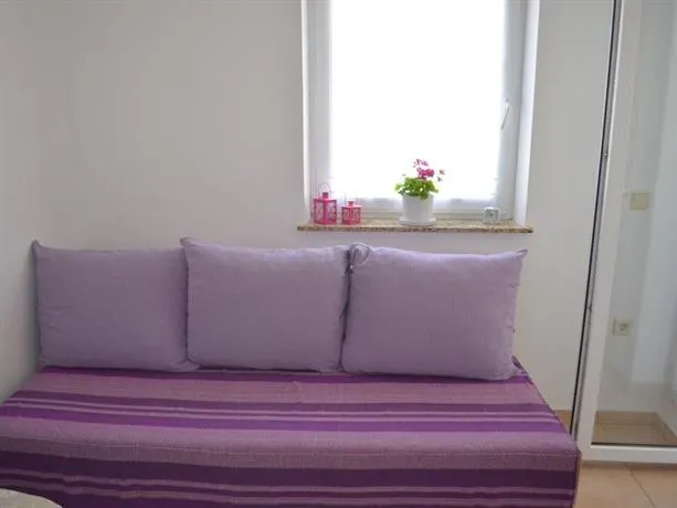 Studio Lela - Image 1
