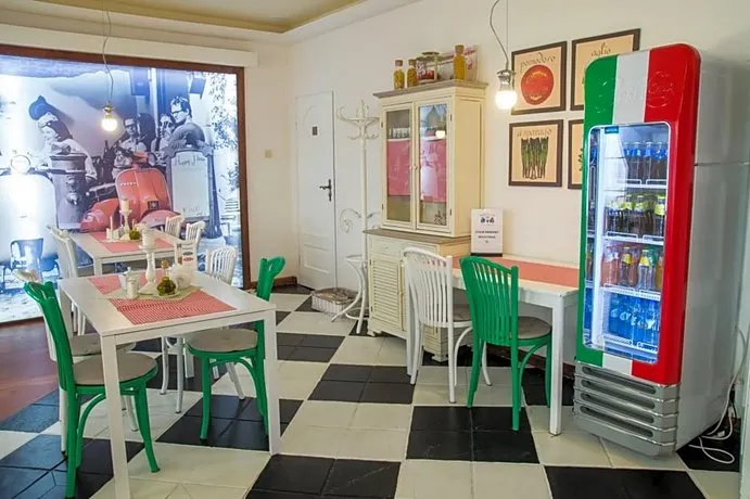 Bella Italia Villa - Image 1