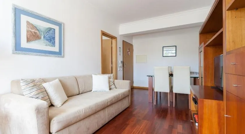 FLH Olivais Cozy Flat - Image 1