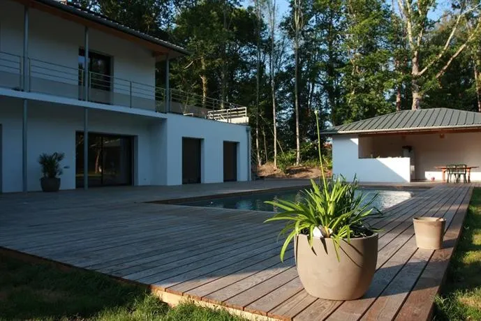 Lazuli Lodge - Image 1