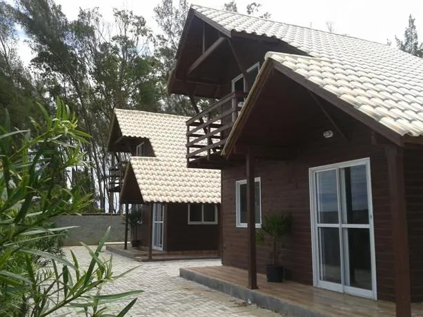 Cabanas Na Cigana Farol De St Marta - Image 1