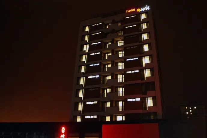 Hotel Mak - Image 1