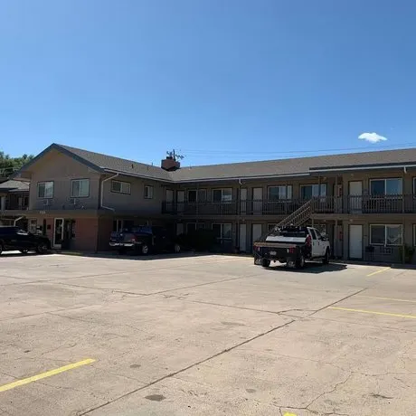 Sands Inn Park Terrace - Image 1