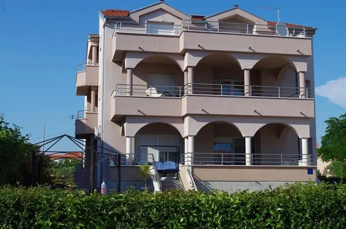 Apartments Tony - Image 1