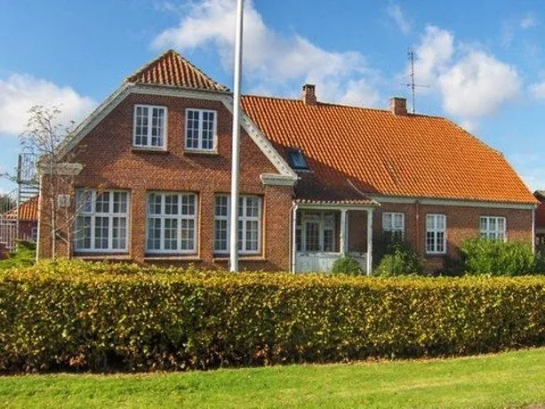 Motel Majbølle Gamle Skole - Image 1