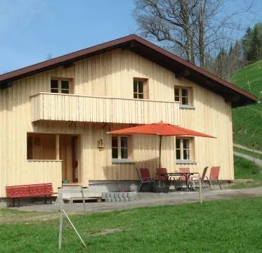 Huette Auf Fegg - Image 1