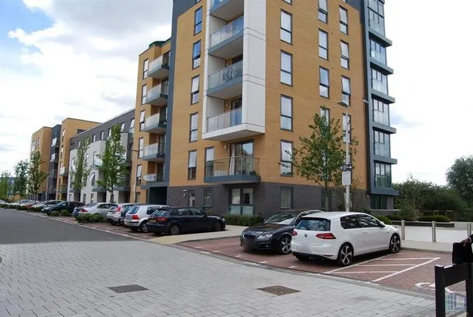 Cygnet House Serviced Apartment - Image 1