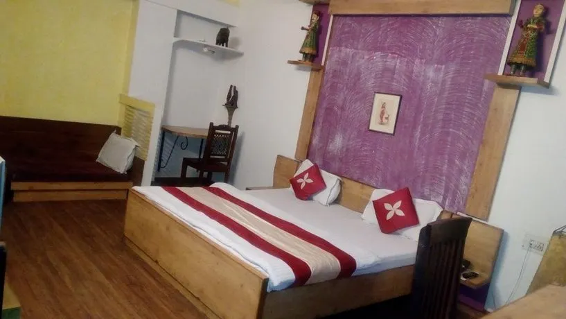Hotel C M Regency - Image 1