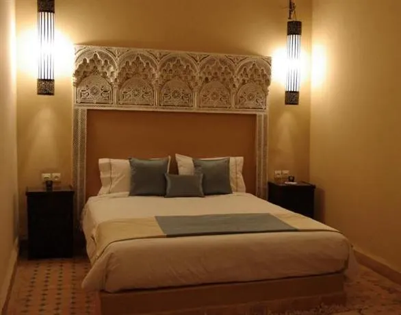 Riad Paula - Image 1