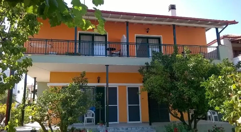 Orange Tree Garden - Image 1
