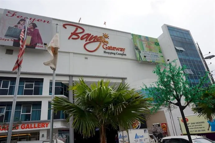 BANGI GATEWAY HOTEL - Image 1