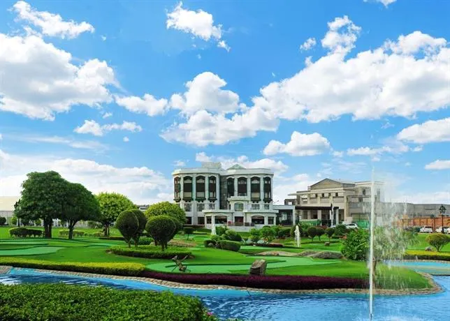 Bahria Grand Hotel & Resort - Image 1