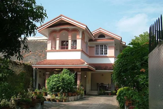 Sithara HomeStay - Image 1