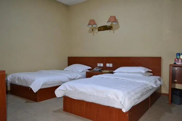 Golden Dragon Hotel und Restaurant - Image 1