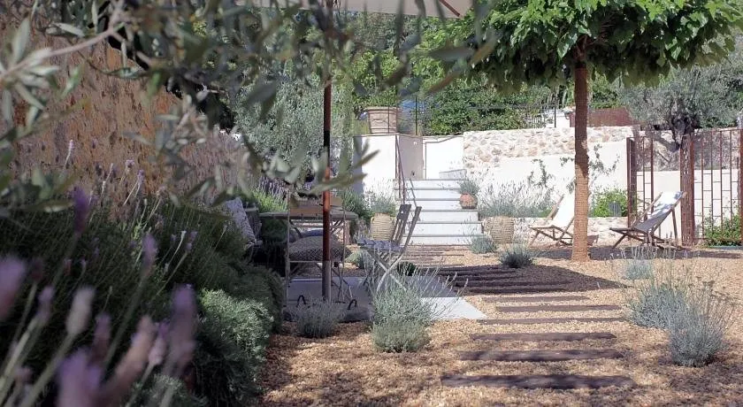 La Maison Provencale Antibes - Image 1