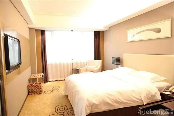 Beichen Hotel - Image 1