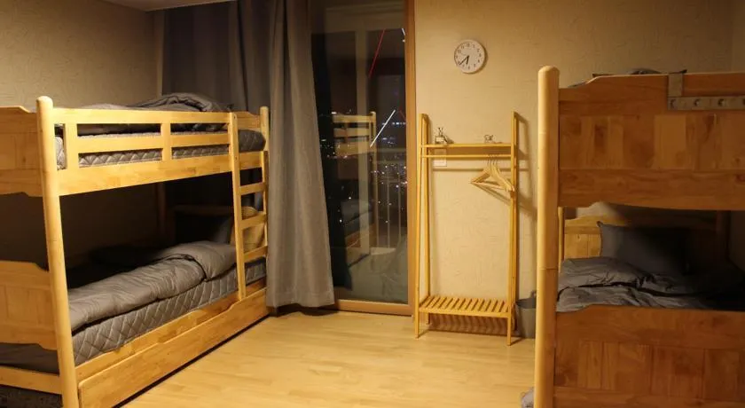 Song for BnB - Hostel - Image 1
