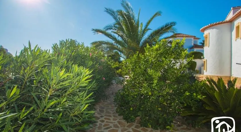 Villa Garduix - Image 1