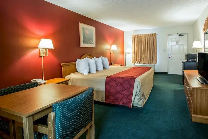 High Springs Inn - Image 1
